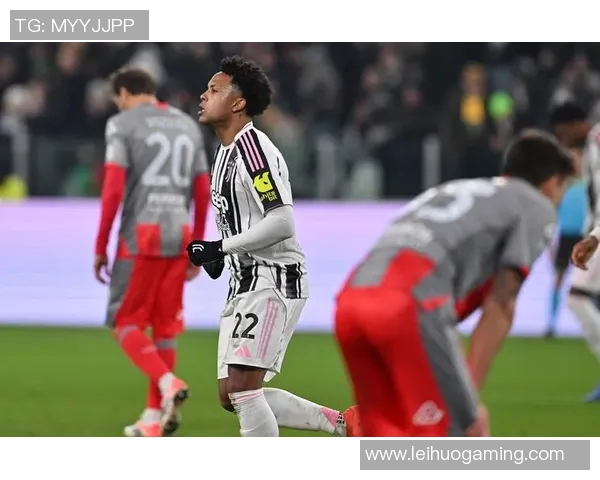 意甲激战尤文图斯与里昂战成平局逆转时刻引发全场欢呼