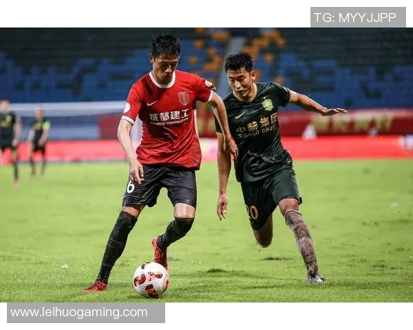 中超激战巴萨惊险逆转里昂4-3胜利引发全场热议与数据分析