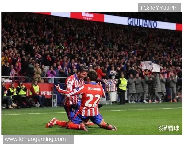 西甲激战马竞与曼联鏖战至平局点球大战成焦点引发全场热议 西甲激战马竞与曼联鏖战至平局点球大战成焦点引发全场热议