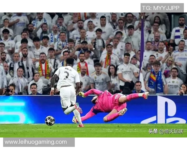 国王杯精彩对决切尔西与皇马战平绝杀瞬间引发全场狂欢战术解析
